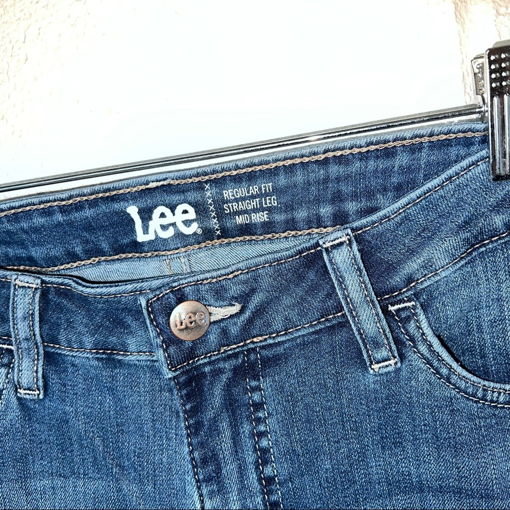Lee Regular Fit Straight Leg Mid Rise Jeans - Picture 3 of 6